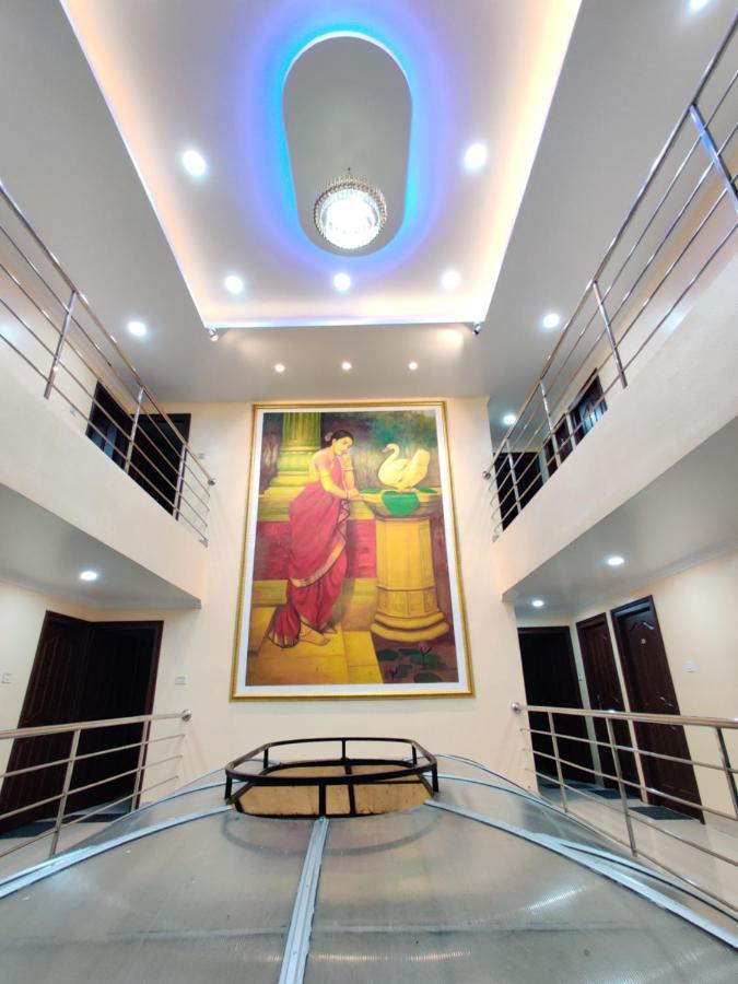 Amruth Inn Guruvāyūr Dış mekan fotoğraf