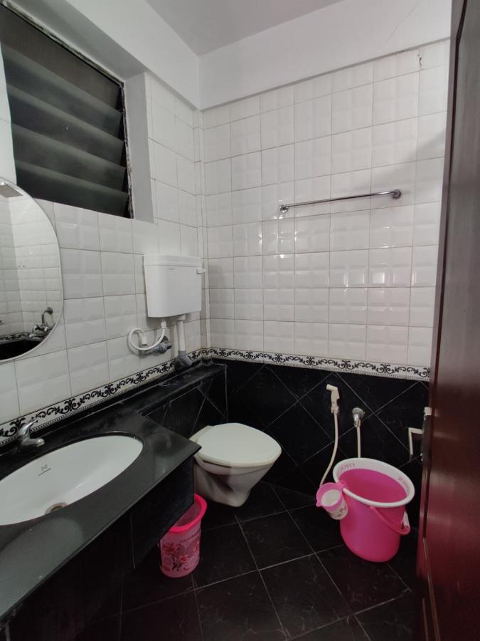 Amruth Inn Guruvāyūr Dış mekan fotoğraf